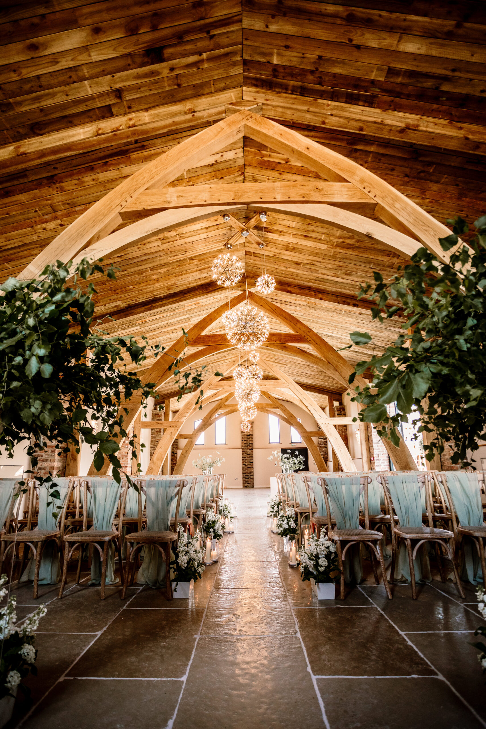barn-wedding-venue-yorkshire-ambience-venue-styling-york