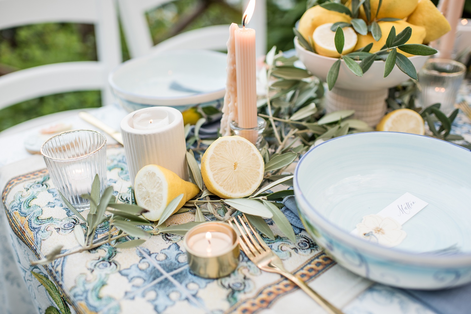 A romantic wedding table setting on the Amalfi Coast | Ambience Venue