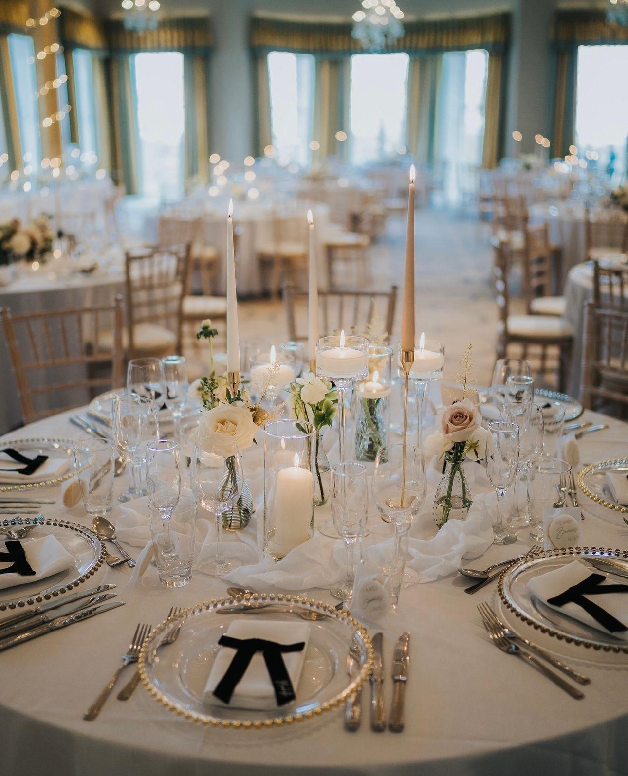 Ambience-Venue-Styling-UK-North-Yorkshire-Wedding-Breakfast-Table-Styling-Charger-Plates-Velvet-Bows-Placenames-Extra-Tall-Taper-Candles-Esther-And-Erikson-Peach-Roses-Florals-Vases