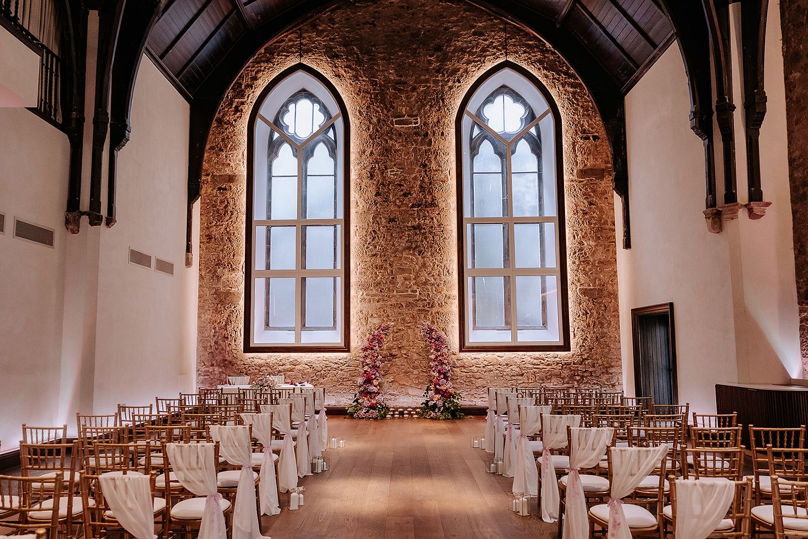 Ambience-Venue-Styling-Fife-Stirlingshire-Edinburgh-Floral-Arch-Aisle-Chair-Decor-Autumn