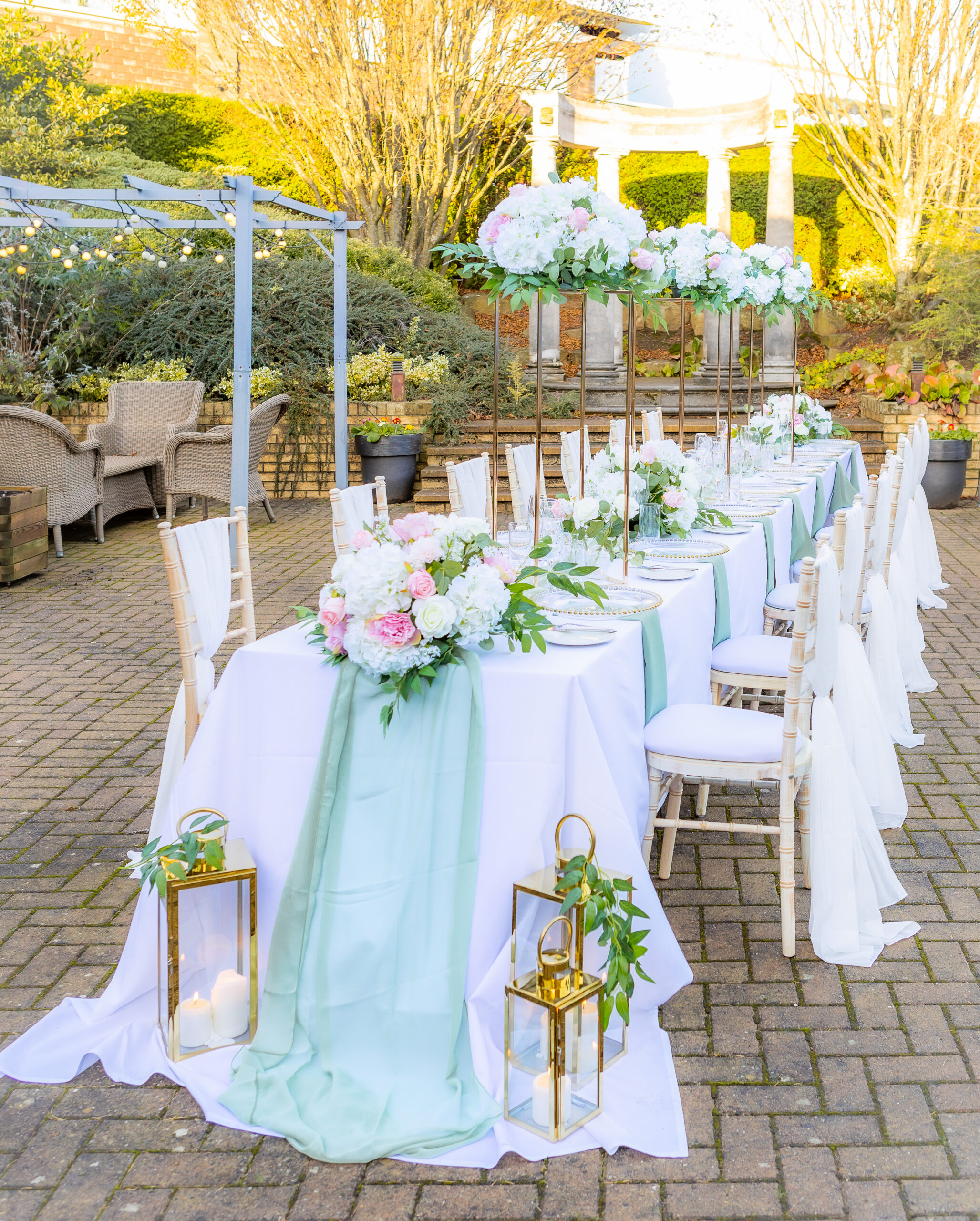Ambience-Venue-Styling-Huddersfield-Oldham-Manchester-Banquet-Dining-Floral-Arrangements