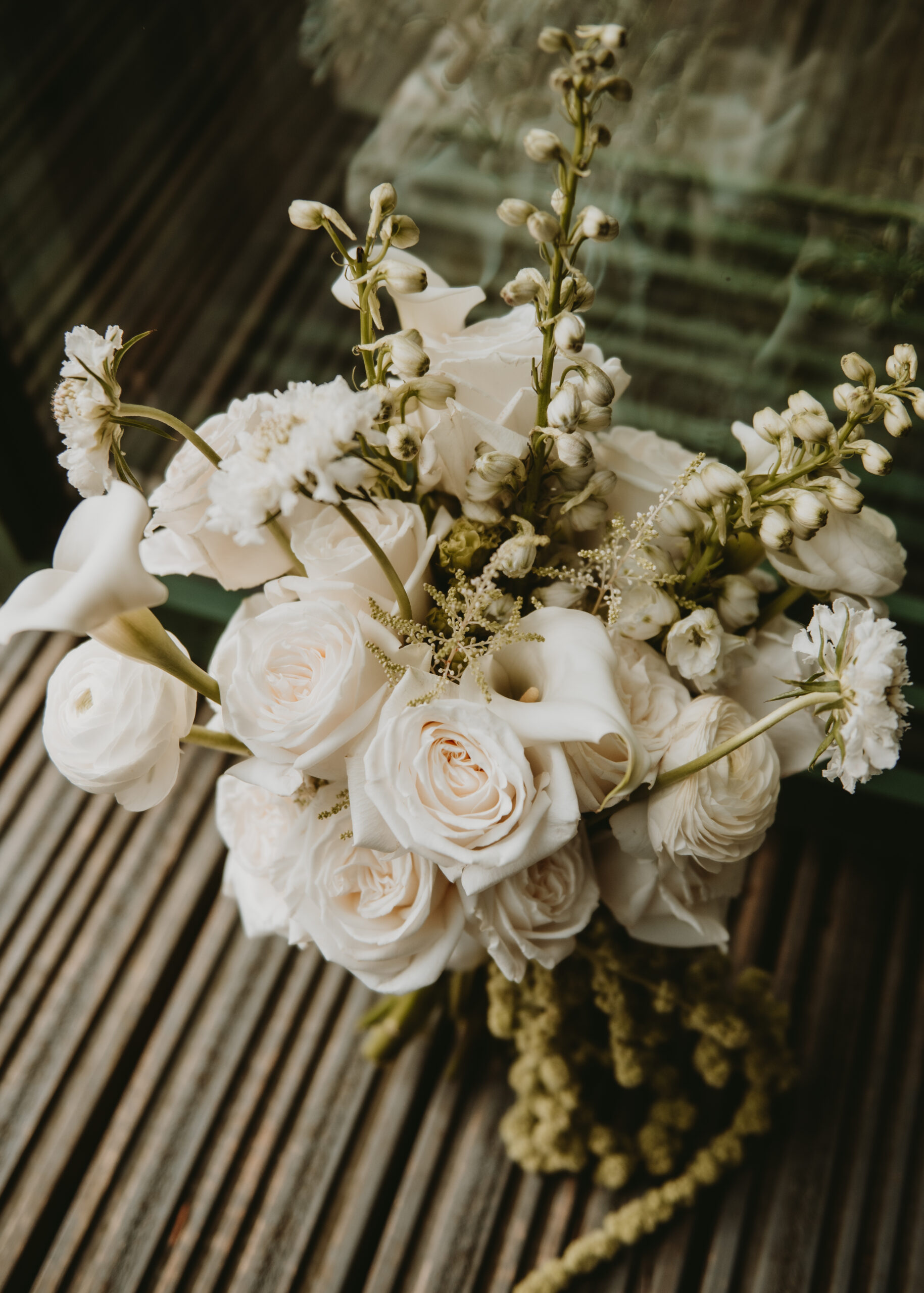 cream wedding bouquet florals